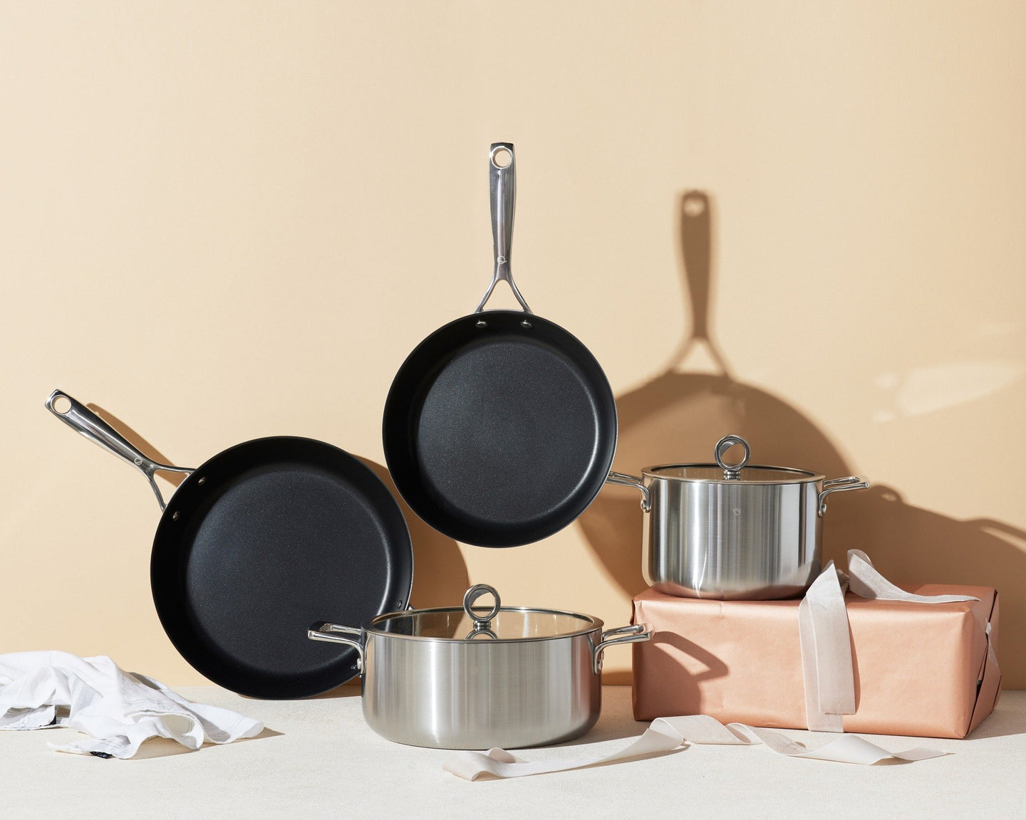 Set de poêles et casseroles